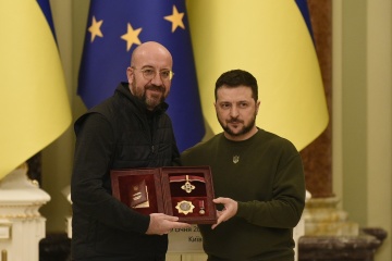 Zełenski wręczył przewodniczącemu Rady Europejskiej Order „Za zasługi”

