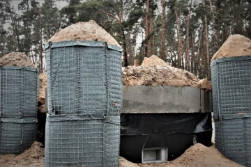 Guerre en Ukraine : mise en place des fortifications à Kyiv
