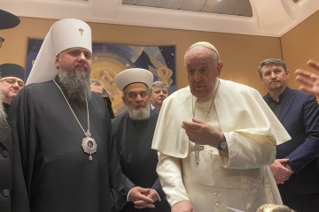 El Papa Francisco se reúne por primera vez con líderes de las iglesias ucranianas