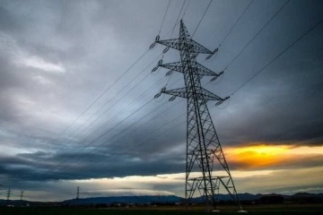 DTEK beginnt mit Stromimporten aus Europa 