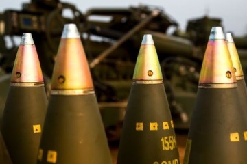 Francia y Australia producirán conjuntamente proyectiles de artillería para Ucrania