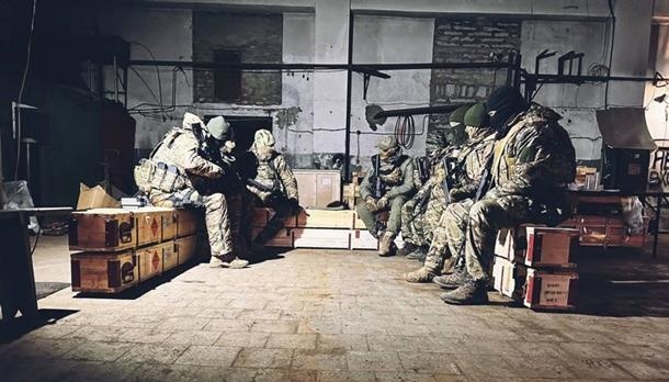 російське командування замінює розбитих «вагнерівців» під Бахмутом – ISW