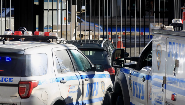 У Нью-Йорку жінка на машині намагалася в'їхати на територію штаб-квартири ООН