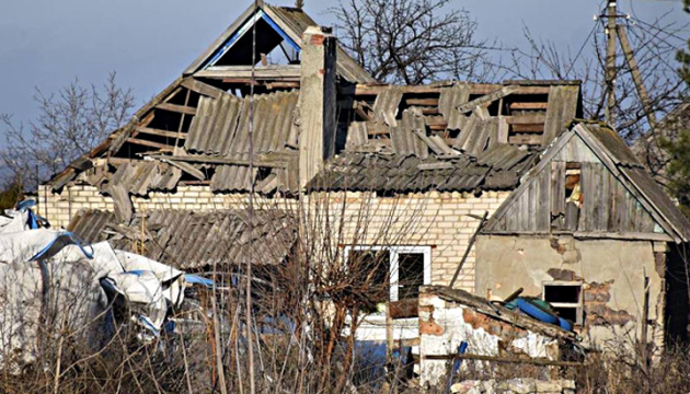 Am vergangenen Tag töteten Russen 3 und verwundeten 10 Zivilisten in der Ukraine