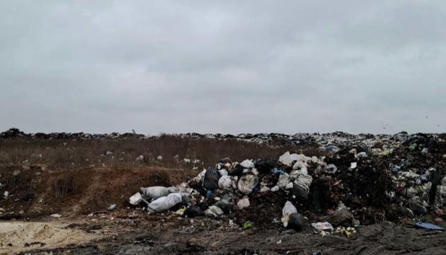 У Херсоні через тривалу окупацію переповнене сміттєзвалище