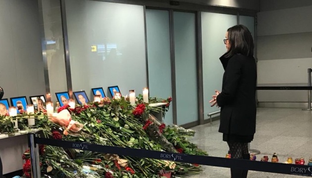 Посол Канади висловила співчуття рідним жертв авіакатастрофи поблизу Тегерана