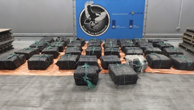 У порту Роттердама за десять днів вилучили 4,7 тонни кокаїну