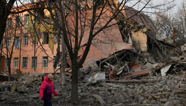 Guerre en Ukraine : Trois civils tués et cinq blessés en 24 heures 