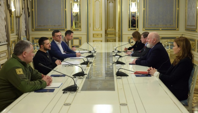 Zelensky, Timmermans discuss situation in Ukraine’s energy system after Russian attacks