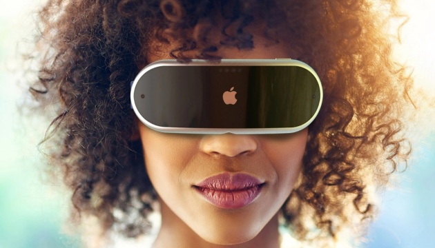 Apple хоче цьогоріч презентувати гарнітуру змішаної реальності – ЗМІ