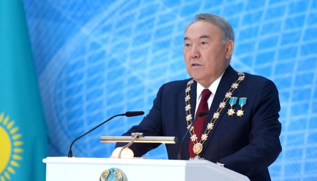 У Казахстані втратив чинність закон про лідера нації Назарбаєва