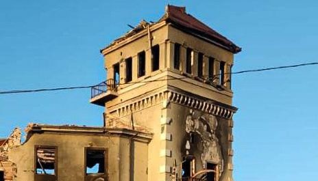 У Маріуполі загарбники знесли Будинок з годинником - історичну пам’ятку міста