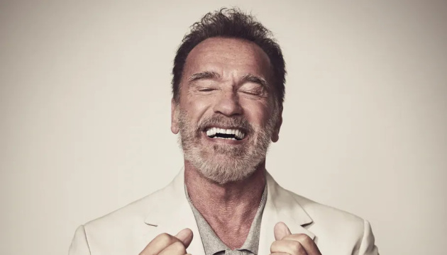 Schwarzenegger speaks Ukrainian in Kalush Orchestra's new music video