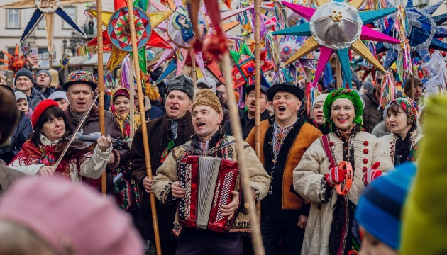 На Різдво храми відвідали майже 10 мільйонів українців
