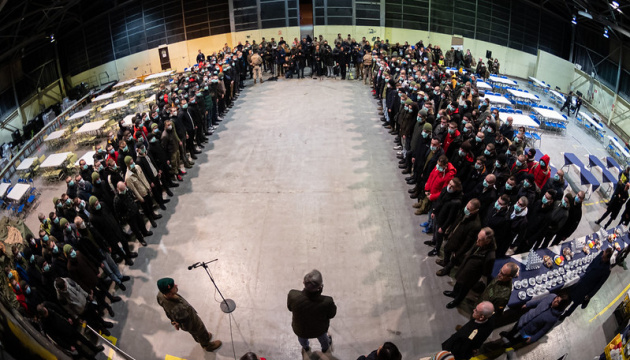 Військову підготовку в Іспанії пройдуть майже 200 українських новобранців