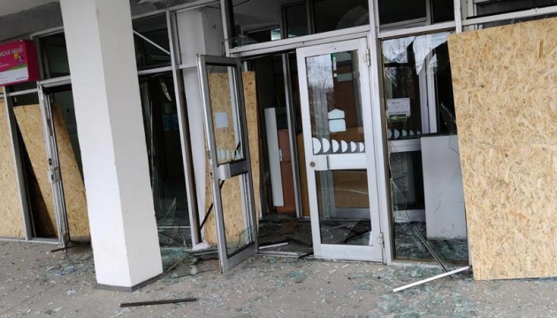 росіяни обстріляли дитячу лікарню в Херсоні