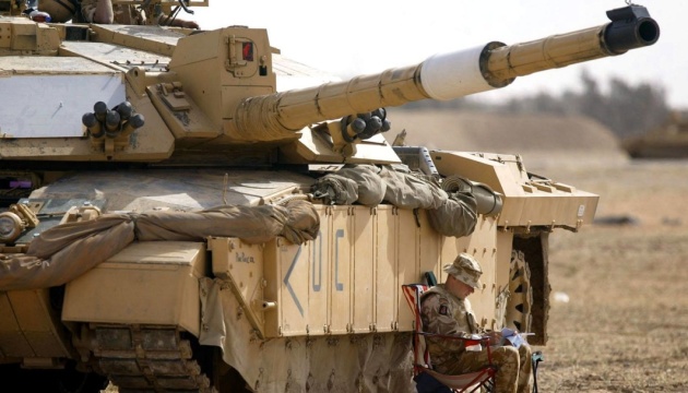 El Reino Unido planea enviar tanques Challenger 2 a Ucrania a finales de marzo
