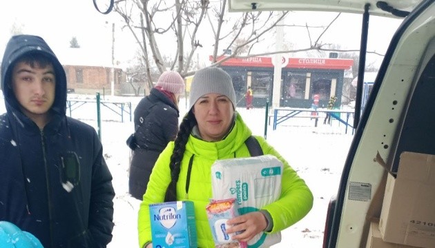 У Харкові продовжує роботу волонтерський «Мамо-мобіль»