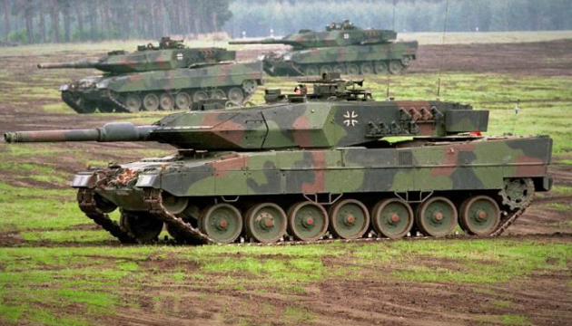 У Польщі спростували фейк про направлення польських екіпажів танків Leopard 2 до України 