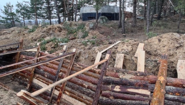 Житомирська ОВА: Кордон з білоруссю зашивають окопами та заливають бетоном