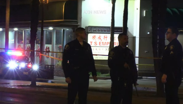 У Лос-Анджелесі внаслідок стрілянини на святкуванні китайського Нового року десятеро загиблих – ЗМІ