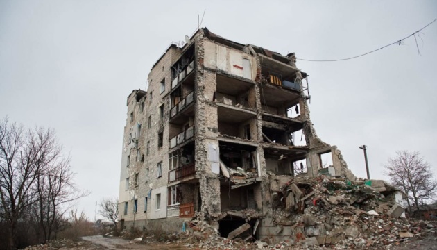 Ukraine : Des experts et des militaires américains ont visité la ville d’Izioum désoccupée 