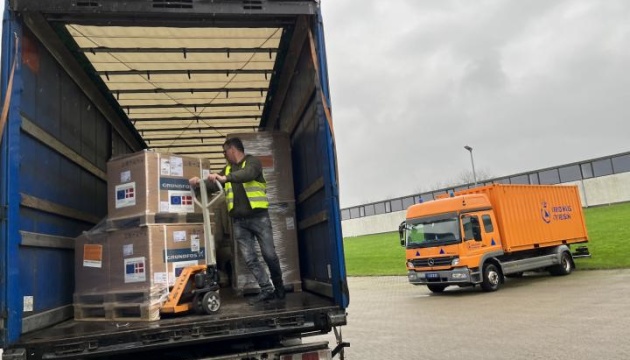 Данія передала Миколаєву 11 тонн обладнання для налагодження водопостачання й опалення