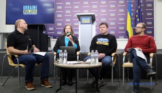 Ракетні удари по Україні, переслідування та катування: яким був Крим у 2022 році