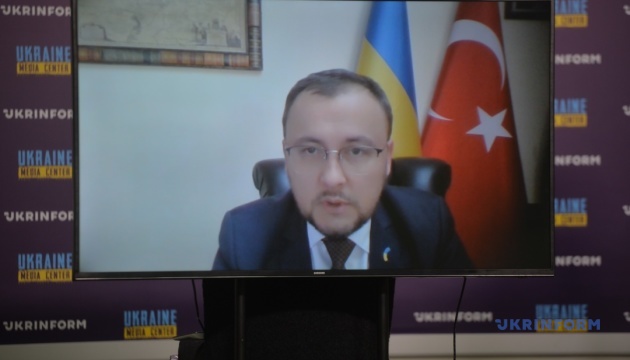 Посольство в Туреччині вже евакуювало 12 українців із зони лиха - посол