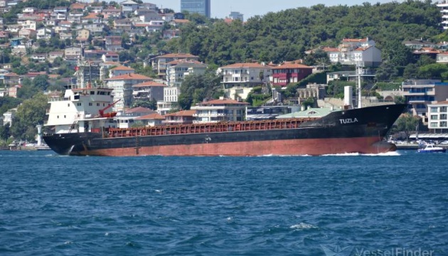 Від російського обстрілу у порту Херсона загорілося турецьке судно - ЗМІ