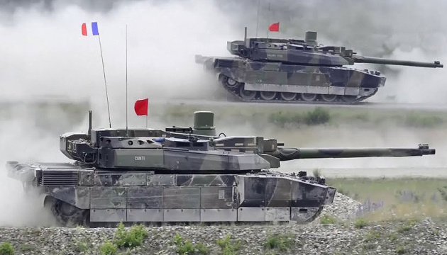 France’s foreign minister says supply of Leclerc tanks to Ukraine not ruled out