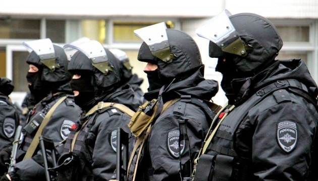 800 Polizisten kommen aus Russland nach Melitopol - Bürgermeister