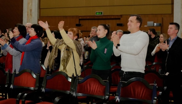 У Молдові завдяки діаспорі переселенці з України змогли безплатно відвідати симфонічний концерт