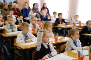 МІОК презентує результати дослідження про вплив війни на українське шкільництво за кордоном