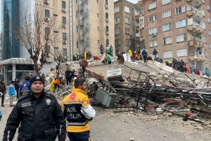Землетрус у Туреччині: посольство перевіряє, чи є громадяни України серед постраждалих
