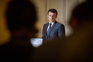 Macron to speak with other European leaders Monday on further aid to Ukraine