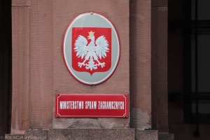 Диверсії на залізниці не вплинуть на польську підтримку для України - МЗС Польщі