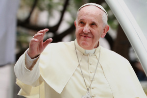 Папу Франциска госпіталізували через респіраторну інфекцію