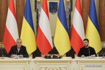 オーストリア大統領、ウクライナの「平和の公式」への支持表明

