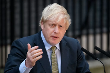 Johnson critica a Occidente por retrasar el envío de armas a Ucrania