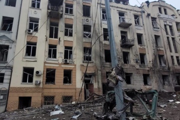 Schon fünf Verletzte bei Raketenangriff auf Charkiw