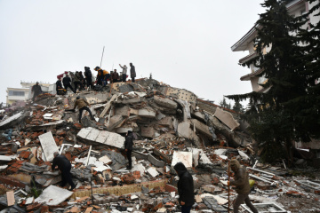 Ukraine offers Turkey help in quake rescue operation - Zelensky