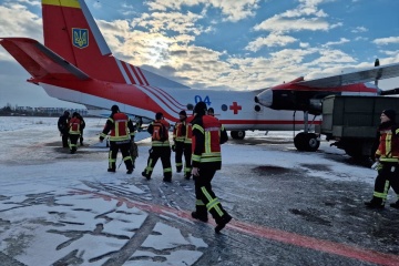 First group of Ukrainian rescuers arrives in Turkey