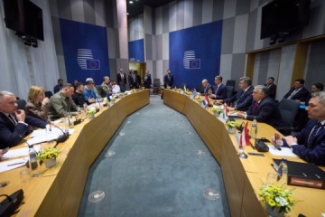Zełenski rozmawiał z europejskimi przywódcami o wsparciu obronnym dla Ukrainy

