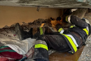 Ukrainische Rettungskräfte bergen 26 Leichen in der Türkei