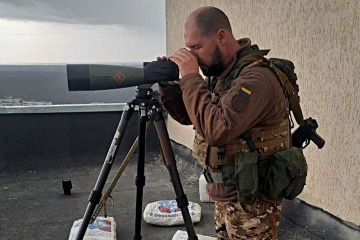 ウクライナ軍人、東部バフムート防衛戦の戦況を説明　「まだしばらく維持できる」