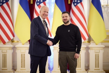 Biden przyjechał z wizytą na Ukrainę

