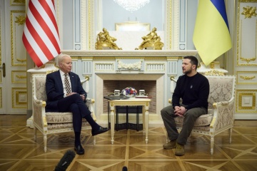 Biden ogłosi w Kijowie nowy pakiet pomocy wojskowej dla Ukrainy

