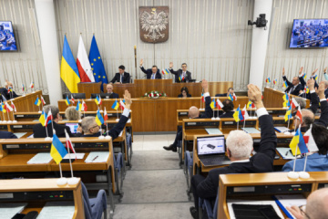 Senat RP jednogłośnie przyjął uchwałę popierającą Ukrainę