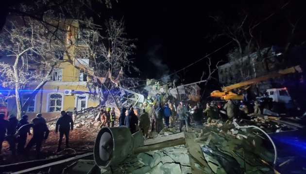 Ракетний удар по будинку в Краматорську: щонайменше двоє загиблих і восьмеро поранених
